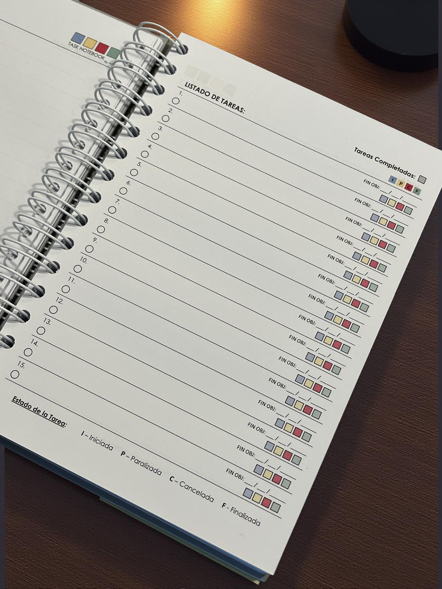 Task Notebook by AR - Gris Ceniza